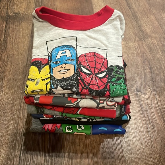 Other - 3/$20 Lots of Superhero Shirts